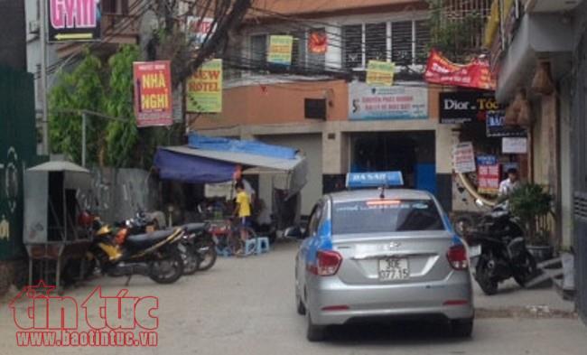 Tái lấn chiếm lòng đường ngõ 34 Hoàng Cầu (Hà Nội) ảnh 6